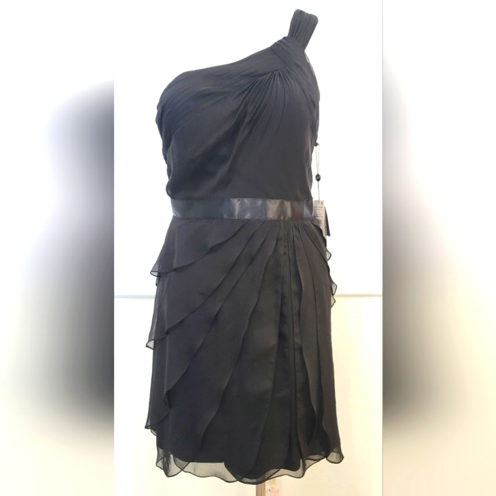 Cocktail Semi-Formal Adrianna Papell 14 Super Flattering